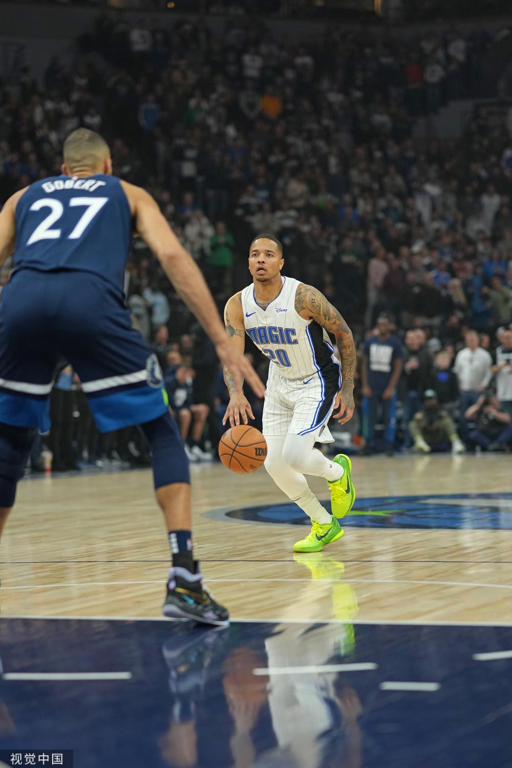 要求球员在 要求球员在