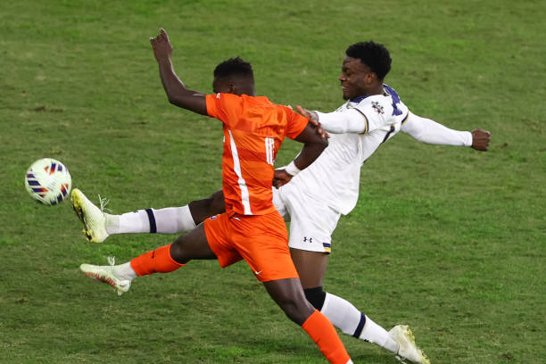 亚马尔能够 亚马尔能够