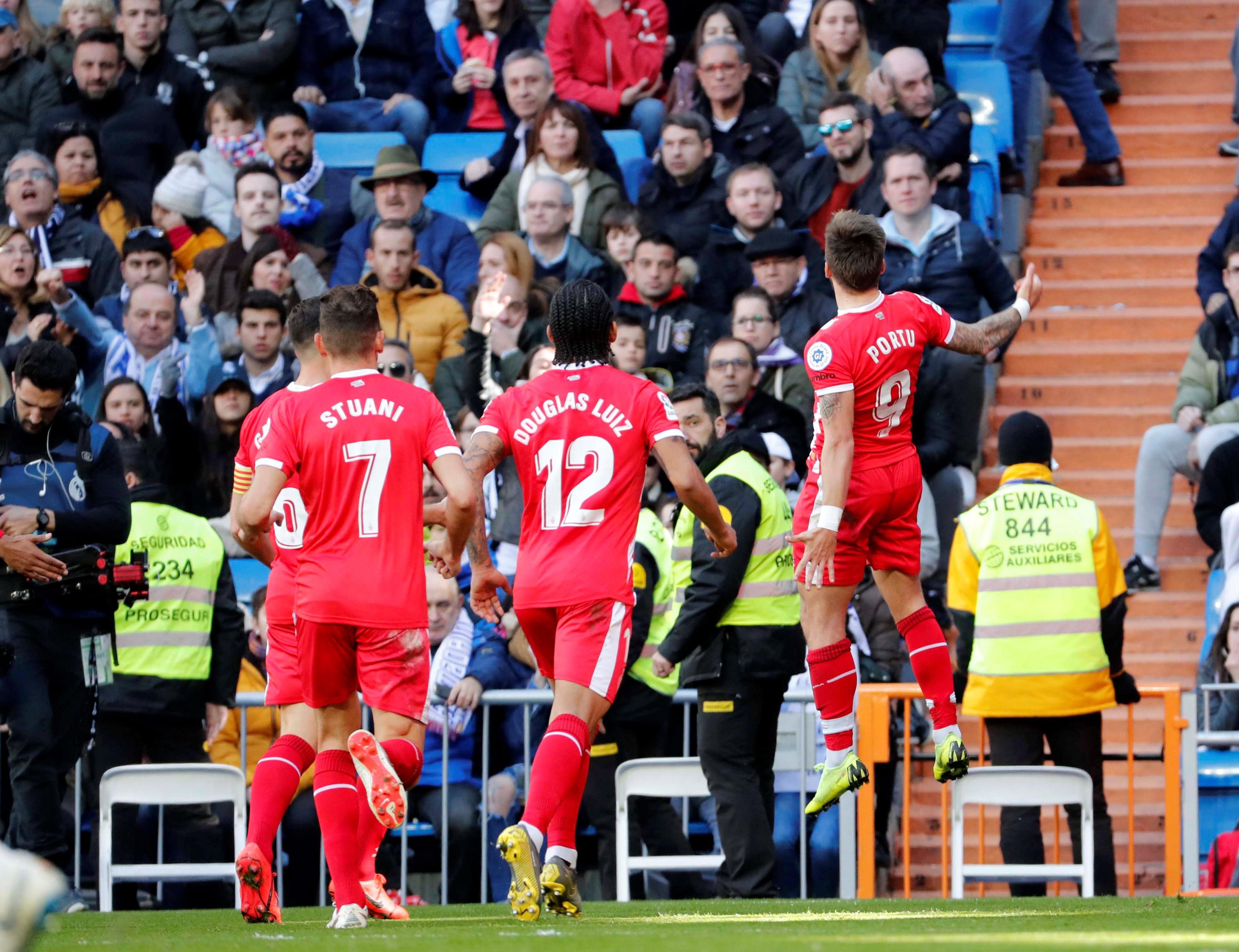 一线队出场 一线队出场