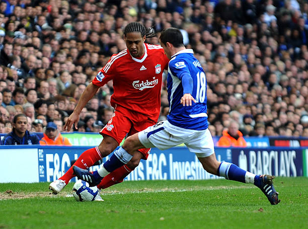 在足球战术 在足球战术